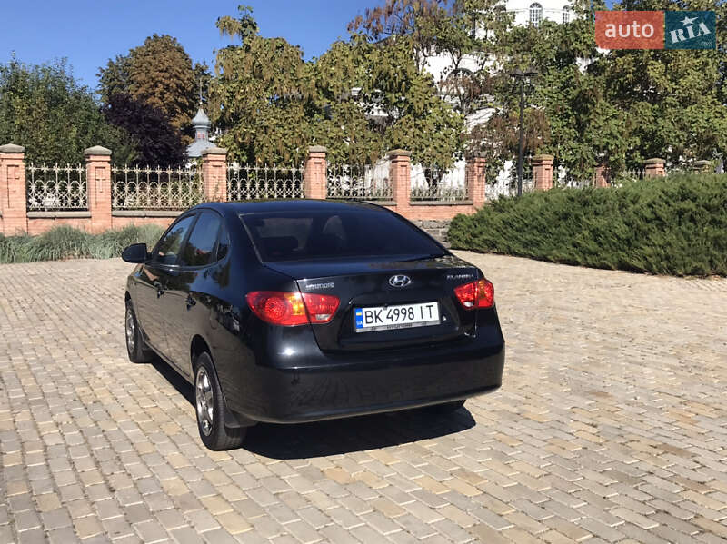 Седан Hyundai Elantra 2008 в Белой Церкви