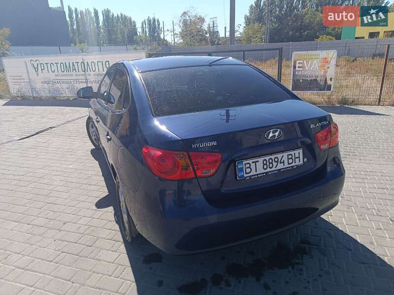Седан Hyundai Elantra 2007 в Николаеве