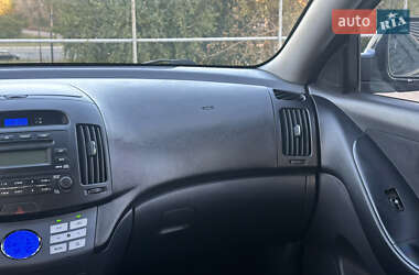Седан Hyundai Elantra 2008 в 