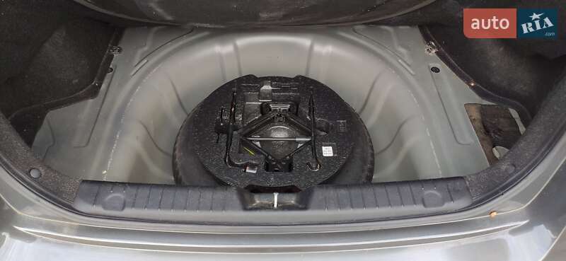 Седан Hyundai Elantra 2007 в Києві фото 10 Седан Hyundai Elantra 2007 в Києві