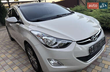 Седан Hyundai Elantra 2012 в 