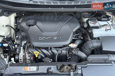 Седан Hyundai Elantra 2012 в 