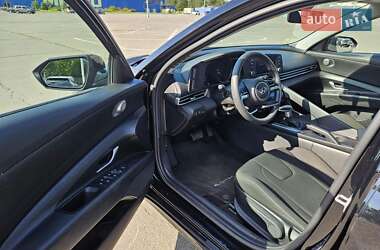 Седан Hyundai Elantra 2021 в 