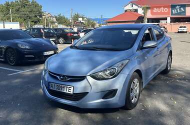 Седан Hyundai Elantra 2013 в Киеве