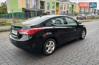 Седан Hyundai Elantra 2012 в 