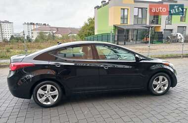 Седан Hyundai Elantra 2012 в 