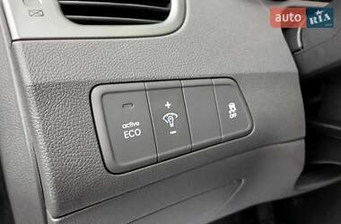 Седан Hyundai Elantra 2012 в 
