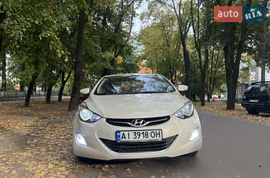 Седан Hyundai Elantra 2012 в Киеве