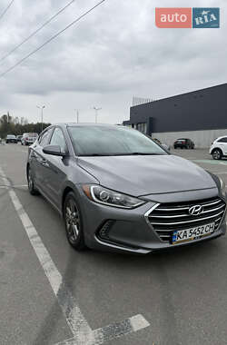 Седан Hyundai Elantra 2018 в Ірпені