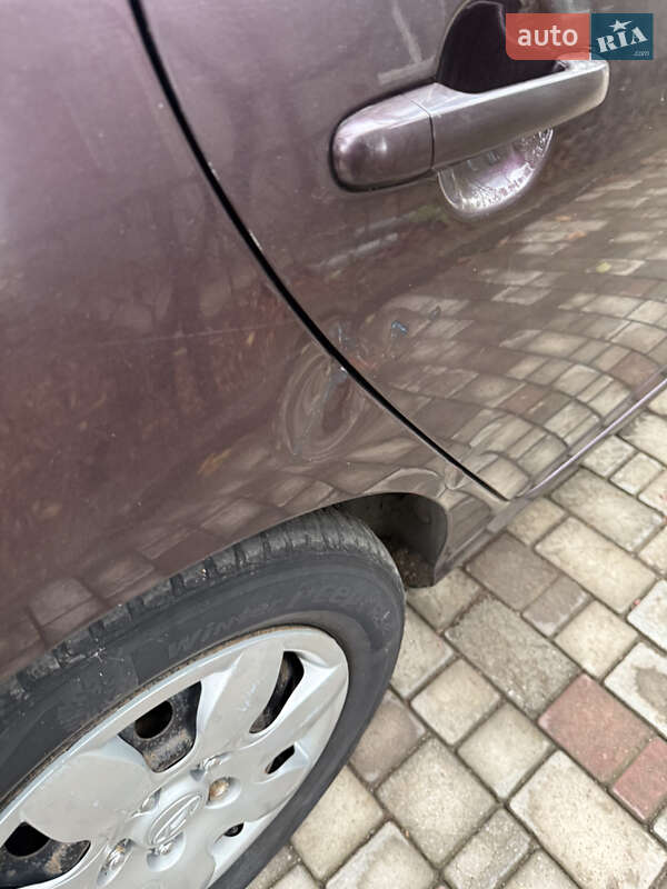 Седан Hyundai Elantra 2008 в Овидиополе
