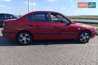 Седан Hyundai Elantra 2004 в 