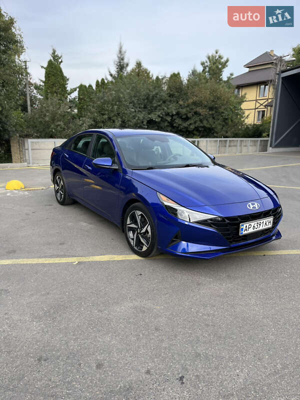 Седан Hyundai Elantra 2023 в Киеве