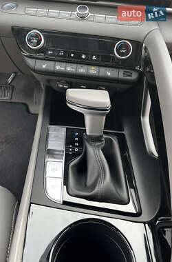 Седан Hyundai Elantra 2023 в  фото 21 Седан Hyundai Elantra 2023 в
