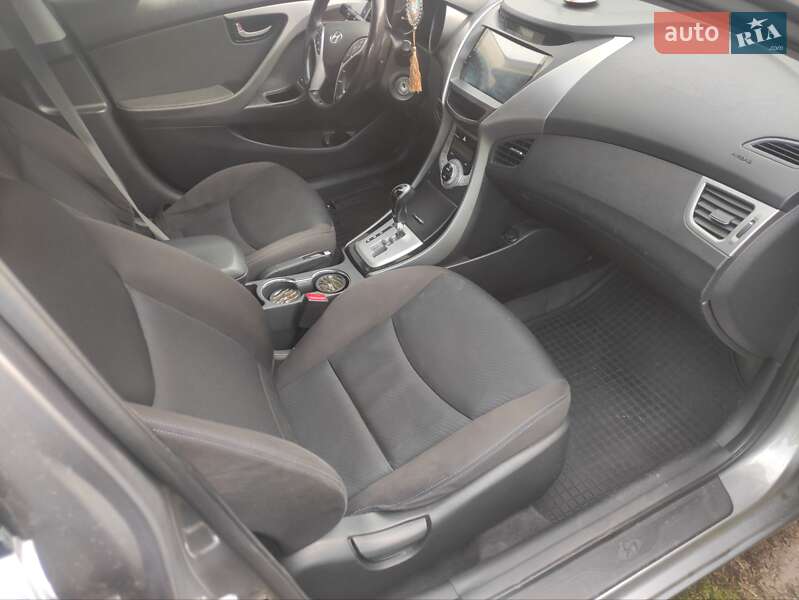 Седан Hyundai Elantra 2011 в Харькове