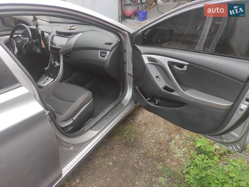 Седан Hyundai Elantra 2011 в Харькове