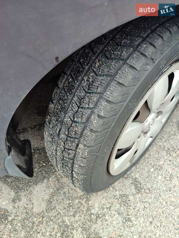 Седан Hyundai Elantra 2010 в Киеве