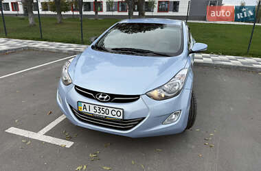Седан Hyundai Elantra 2013 в Буче