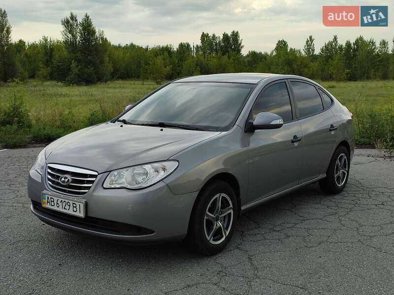 Седан Hyundai Elantra 2011 в Харькове
