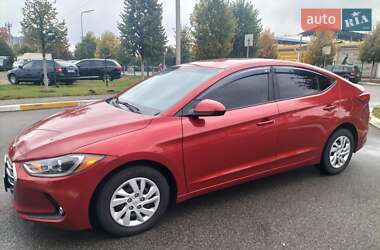 Седан Hyundai Elantra 2016 в Буче