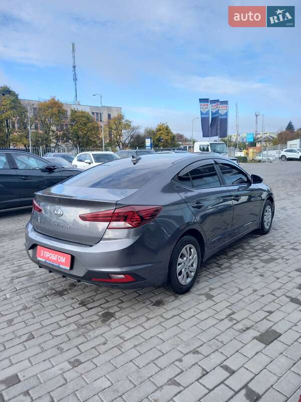Седан Hyundai Elantra 2019 в Полтаві