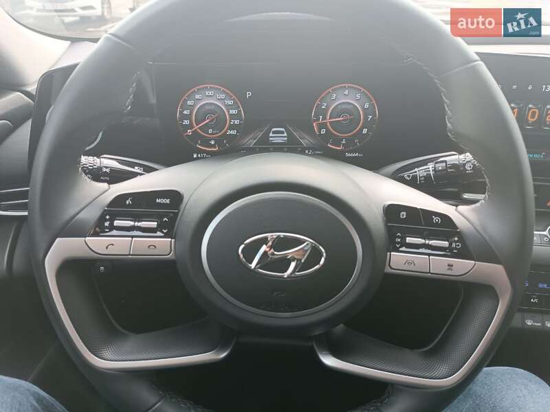 Седан Hyundai Elantra 2022 в Києві