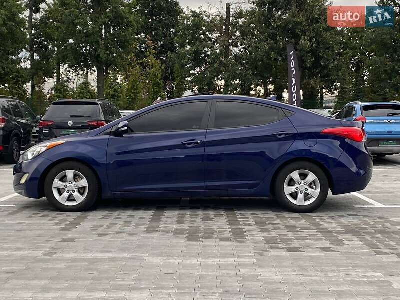 Седан Hyundai Elantra 2011 в Киеве