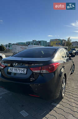 Седан Hyundai Elantra 2013 в 