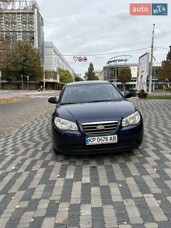 Седан Hyundai Elantra 2008 в Запорожье