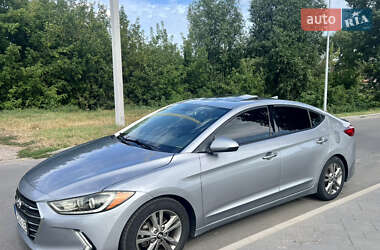 Седан Hyundai Elantra 2017 в 