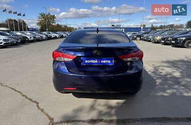 Седан Hyundai Elantra 2013 в 