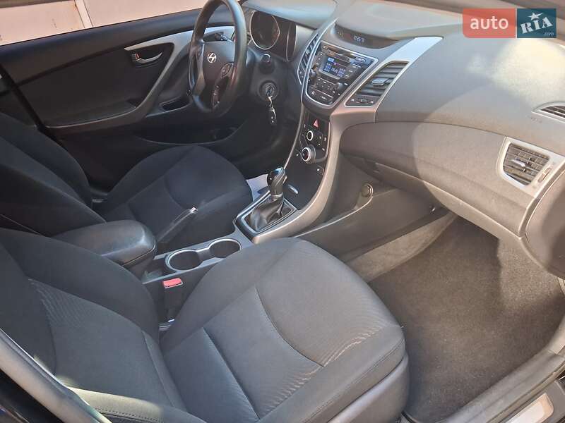 Седан Hyundai Elantra 2014 в Одессе