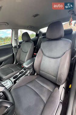 Седан Hyundai Elantra 2011 в 