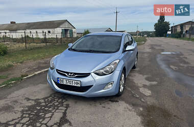 Седан Hyundai Elantra 2012 в 