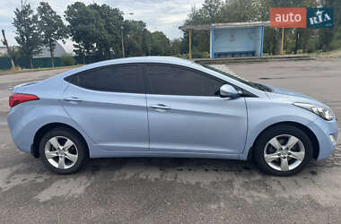 Седан Hyundai Elantra 2012 в 