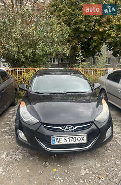 Седан Hyundai Elantra 2013 в 