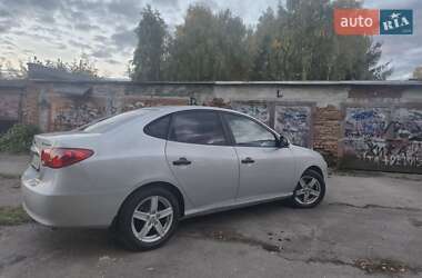 Седан Hyundai Elantra 2011 в 