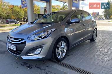 Седан Hyundai Elantra 2014 в Николаеве