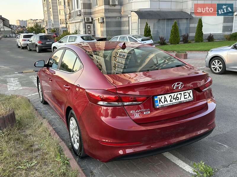 Hyundai Elantra 2016