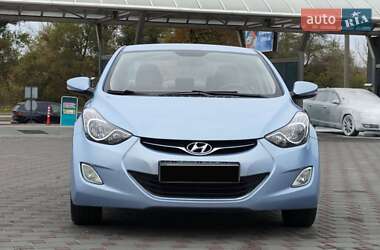 Седан Hyundai Elantra 2011 в 