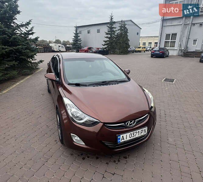 Седан Hyundai Elantra 2012 в Броварах