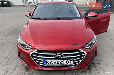 Седан Hyundai Elantra 2018 в 