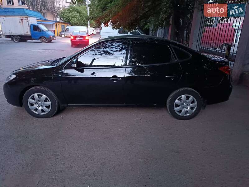 Седан Hyundai Elantra 2011 в Одессе
