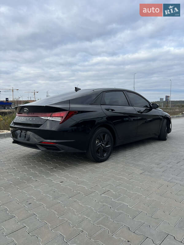 Седан Hyundai Elantra 2021 в Ірпені
