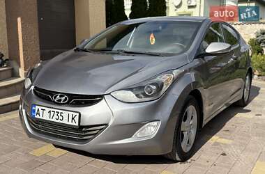 Седан Hyundai Elantra 2012 в 