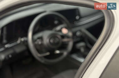 Седан Hyundai Elantra 2022 в 