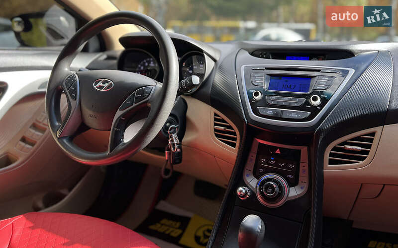 Седан Hyundai Elantra 2013 в Львове фото 13 Седан Hyundai Elantra 2013 в Львове