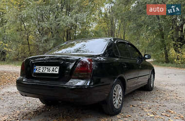 Седан Hyundai Elantra 2001 в 