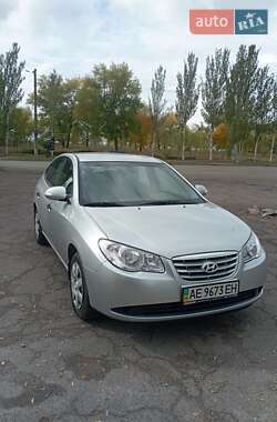 Седан Hyundai Elantra 2010 в Кам'янському