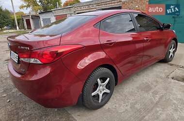Седан Hyundai Elantra 2011 в 