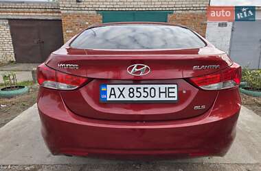 Седан Hyundai Elantra 2011 в 